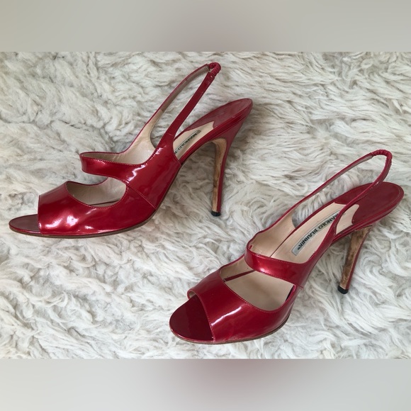 MANOLO BLAHNIK Red Patent Leather Open Pumps Size 41 (U.S. size 10/10.5) - Picture 9 of 14